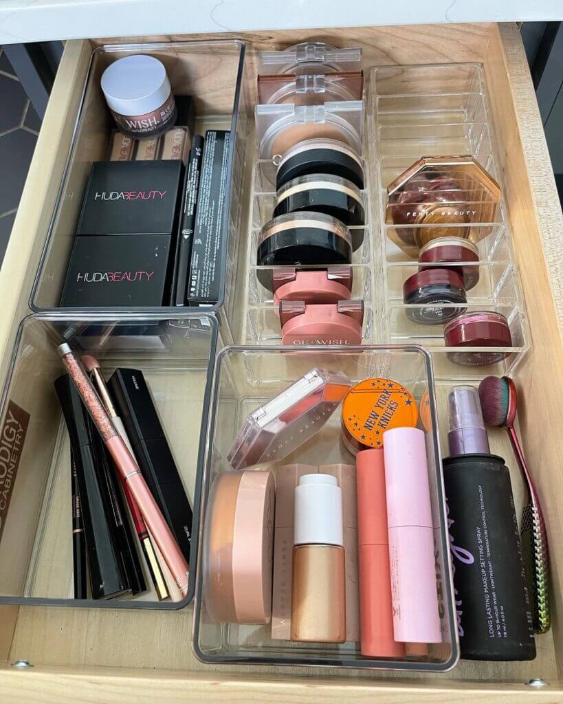 Home Organizer, Professional Home Organizer, Winston Salem Home Organizer, Organized, Organize, Buena Vista, Brookberry Farm, Ardmore, Reynolda, Reynolda Village, 27106, Polo, Country Club, Robinhood, Mount Tabor, New Sherwood Forest, Bent Tree Farm, Old Salem, Bermuda Run, Greenbrier Farm, 27104