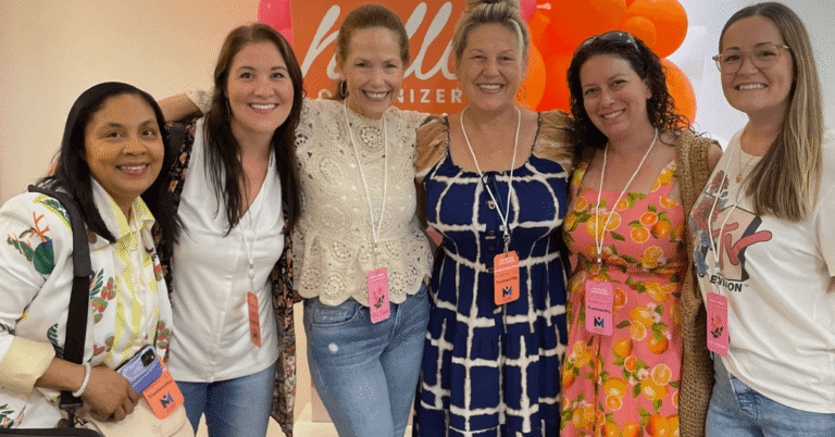 400 Professional Organizers Walk Into A Room