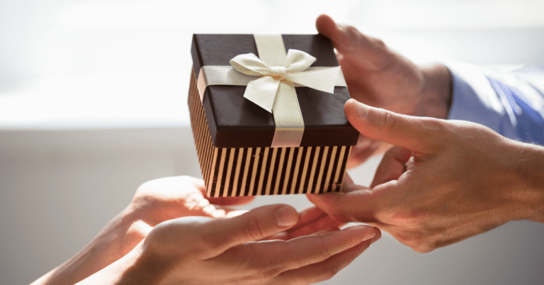 Gift or Burden? Organizer’s Guide to Gifting