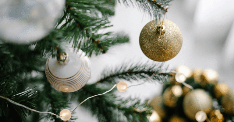 Organized and Joyful Holiday Decorating